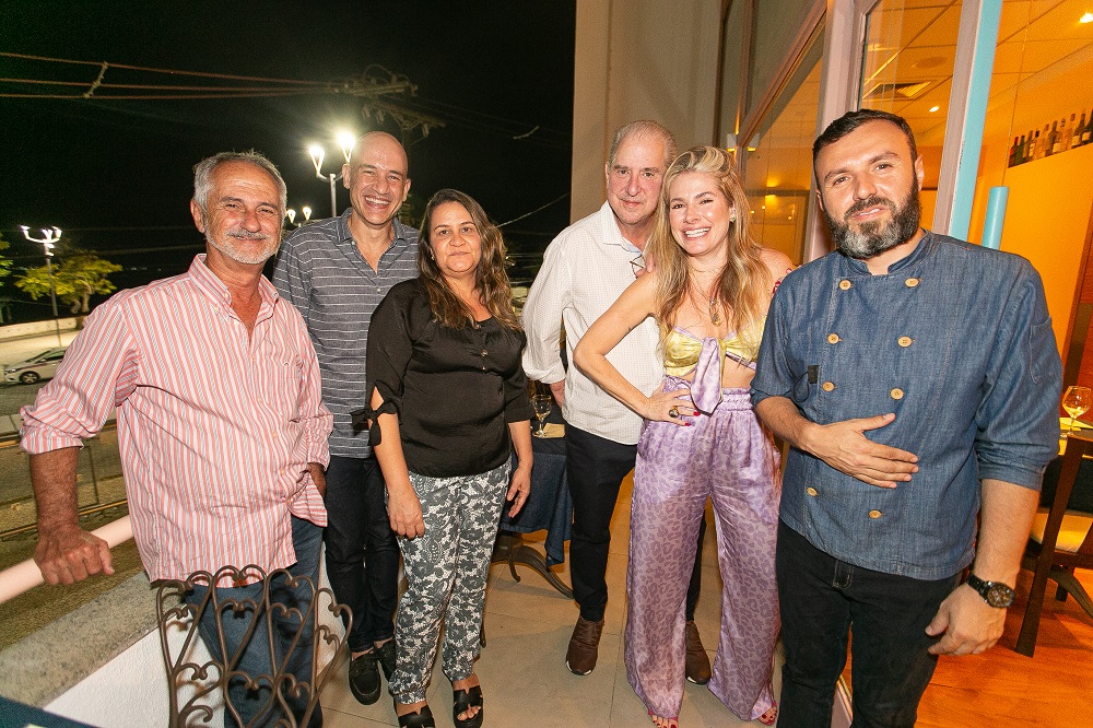   Chico e Sandra Adorno, Sergio e Fernanda Arno, Luiz Venturelli e Marcelo Reis      